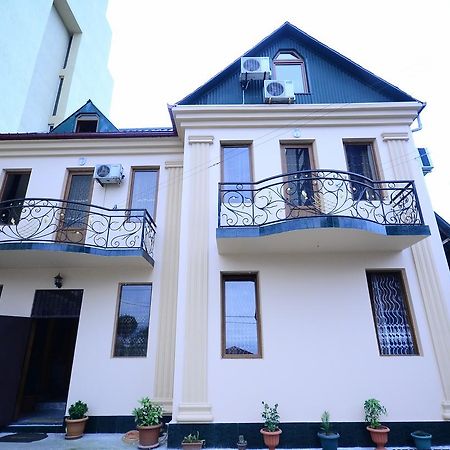 Zebo Hotel Batumi Exterior foto
