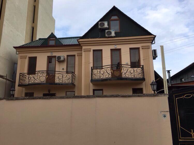 Zebo Hotel Batumi Exterior foto